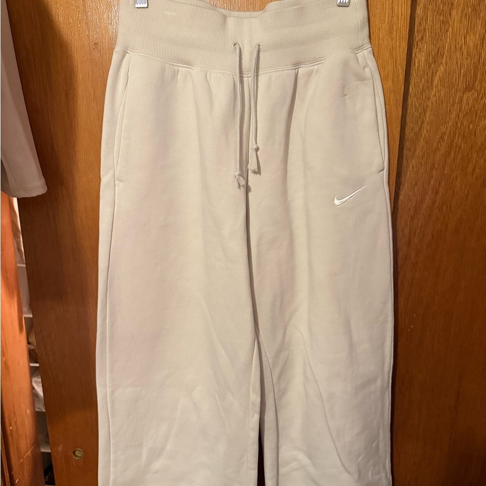 Nike Off-White/Taupe Drop-Crotch Fleece Sweatpants